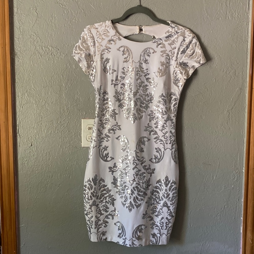 B. Darlin, size 3/4, white w/ silver sequins